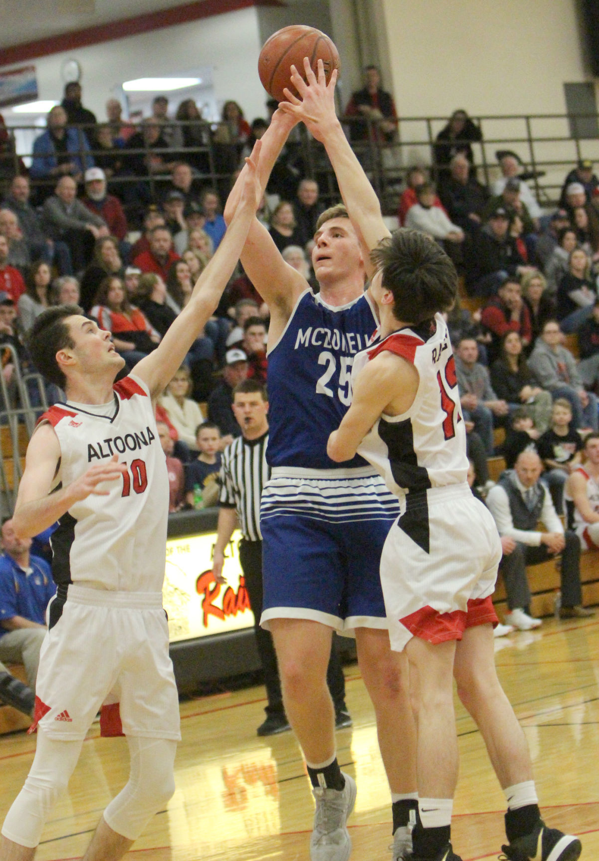 McDonell boys basketball at Altoona 2-13-20